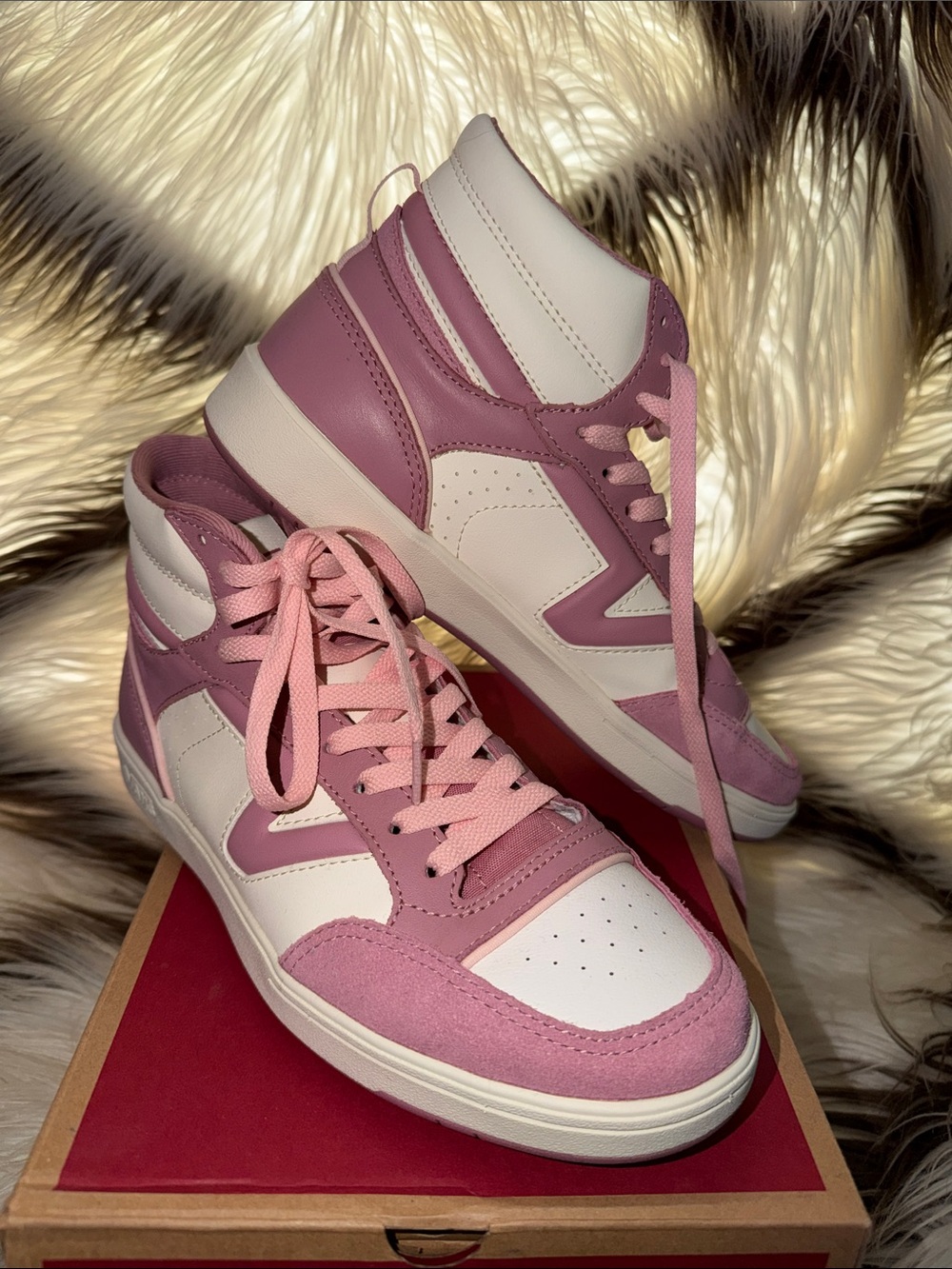 Vans-Comfy Cush-LOWLANDS-Women’s Pink High-Top Sneakers